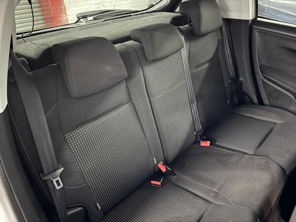 Used Peugeot 208 2015 for sale - 75378111: Photo 27
