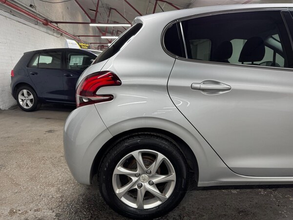 Used Peugeot 208 2015 for sale - 75378111: Photo 34