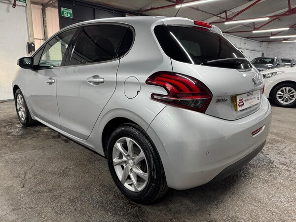 Used Peugeot 208 2015 for sale - 75378111: Photo 39
