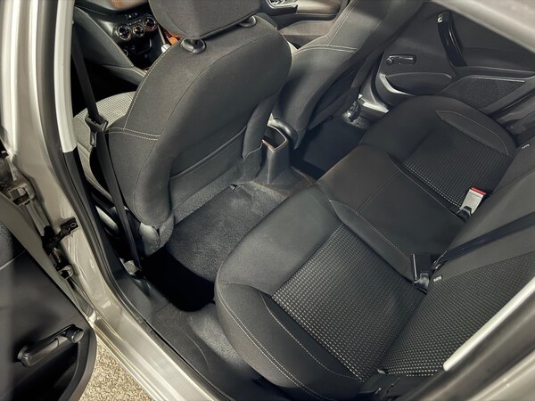Used Peugeot 208 2015 for sale - 75378111: Photo 44