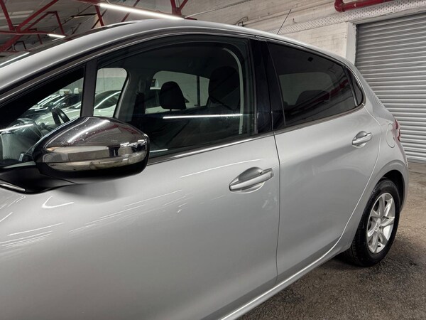 Used Peugeot 208 2015 for sale - 75378111: Photo 49