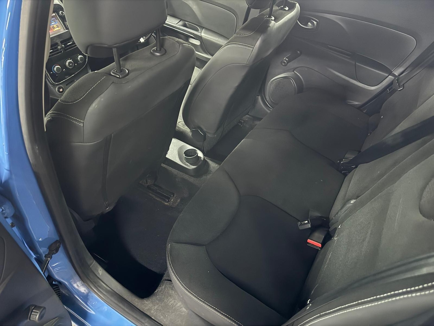 Used Renault Clio for sale - 77015813: Photo 28