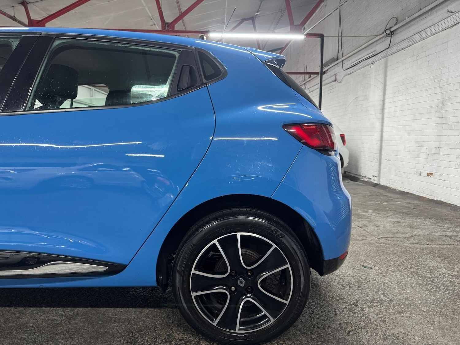 Used Renault Clio for sale - 77015813: Photo 38