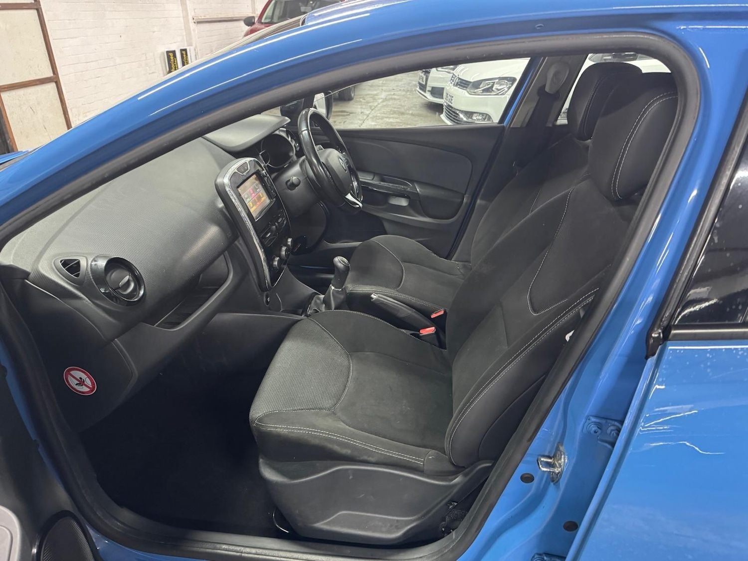 Used Renault Clio for sale - 77015813: Photo 49