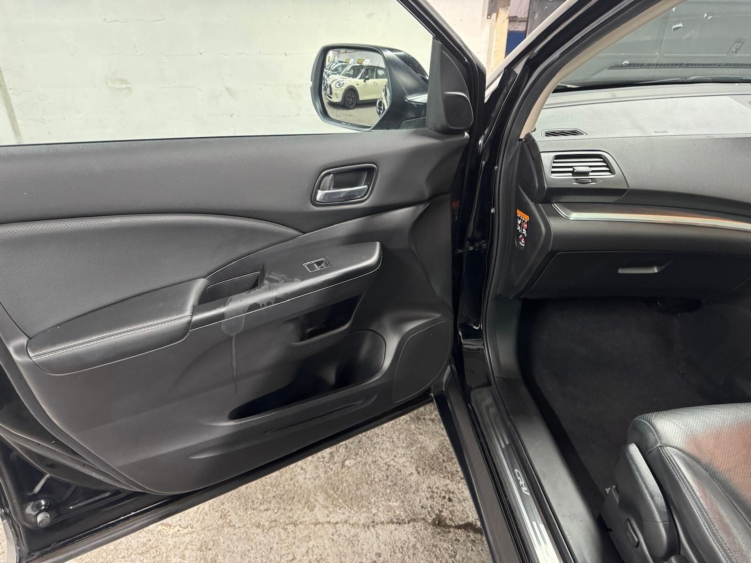 Used Honda CR-V 2016 for sale - 76398982: Photo 17