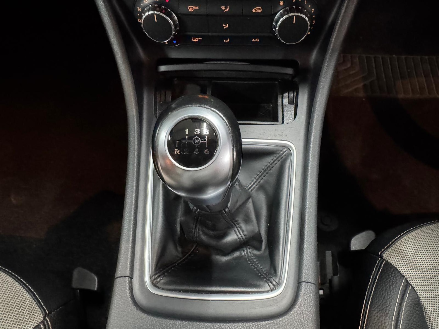 Used Mercedes-Benz A-Class 2014 for sale - 77587022: Photo 15