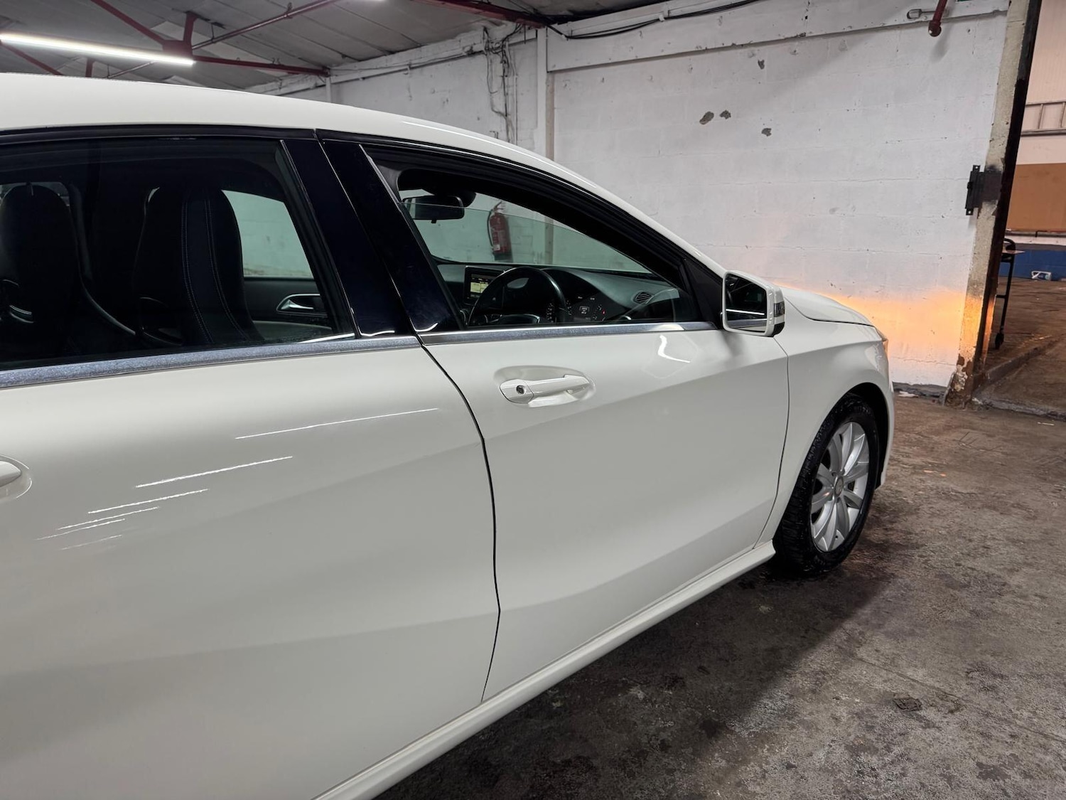 Used Mercedes-Benz A-Class 2014 for sale - 77587022: Photo 20