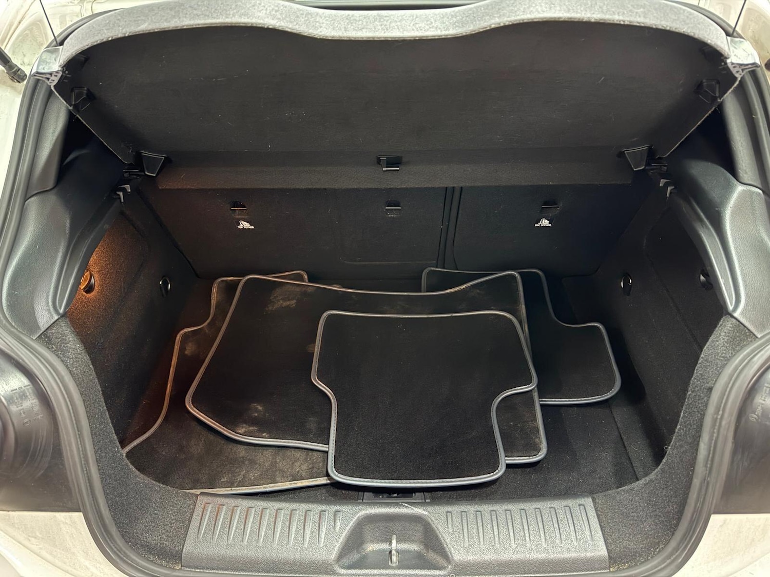 Used Mercedes-Benz A-Class 2014 for sale - 77587022: Photo 26