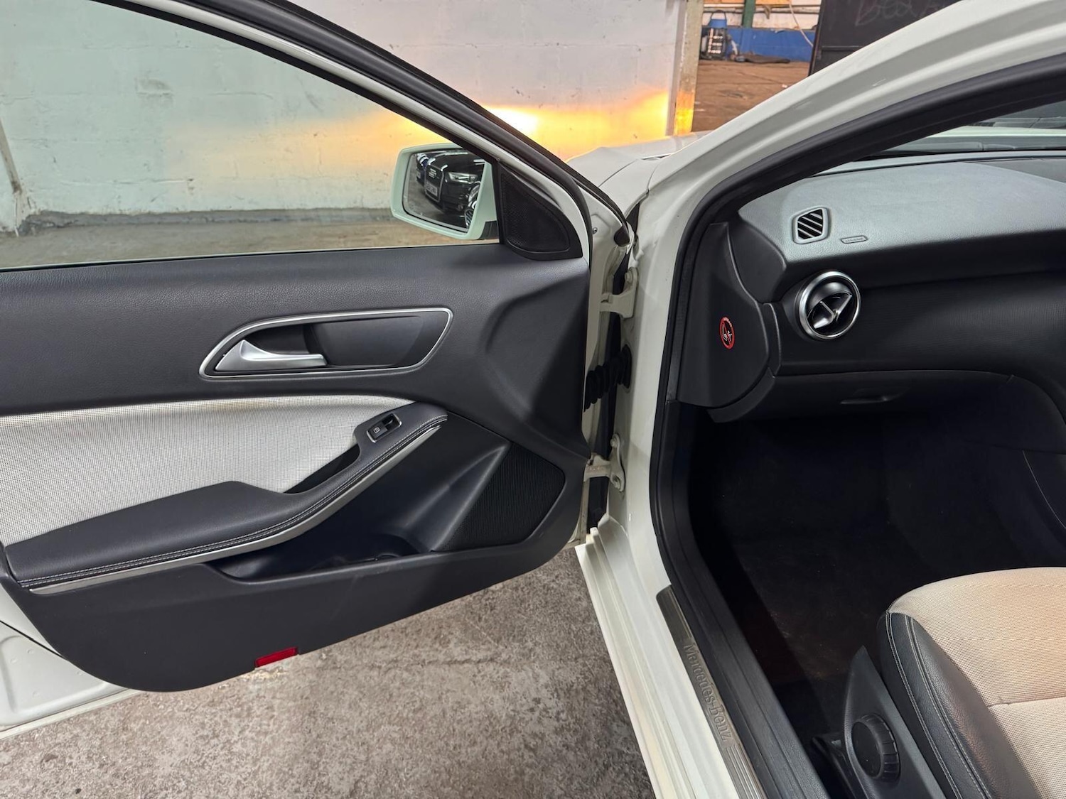 Used Mercedes-Benz A-Class 2014 for sale - 77587022: Photo 34