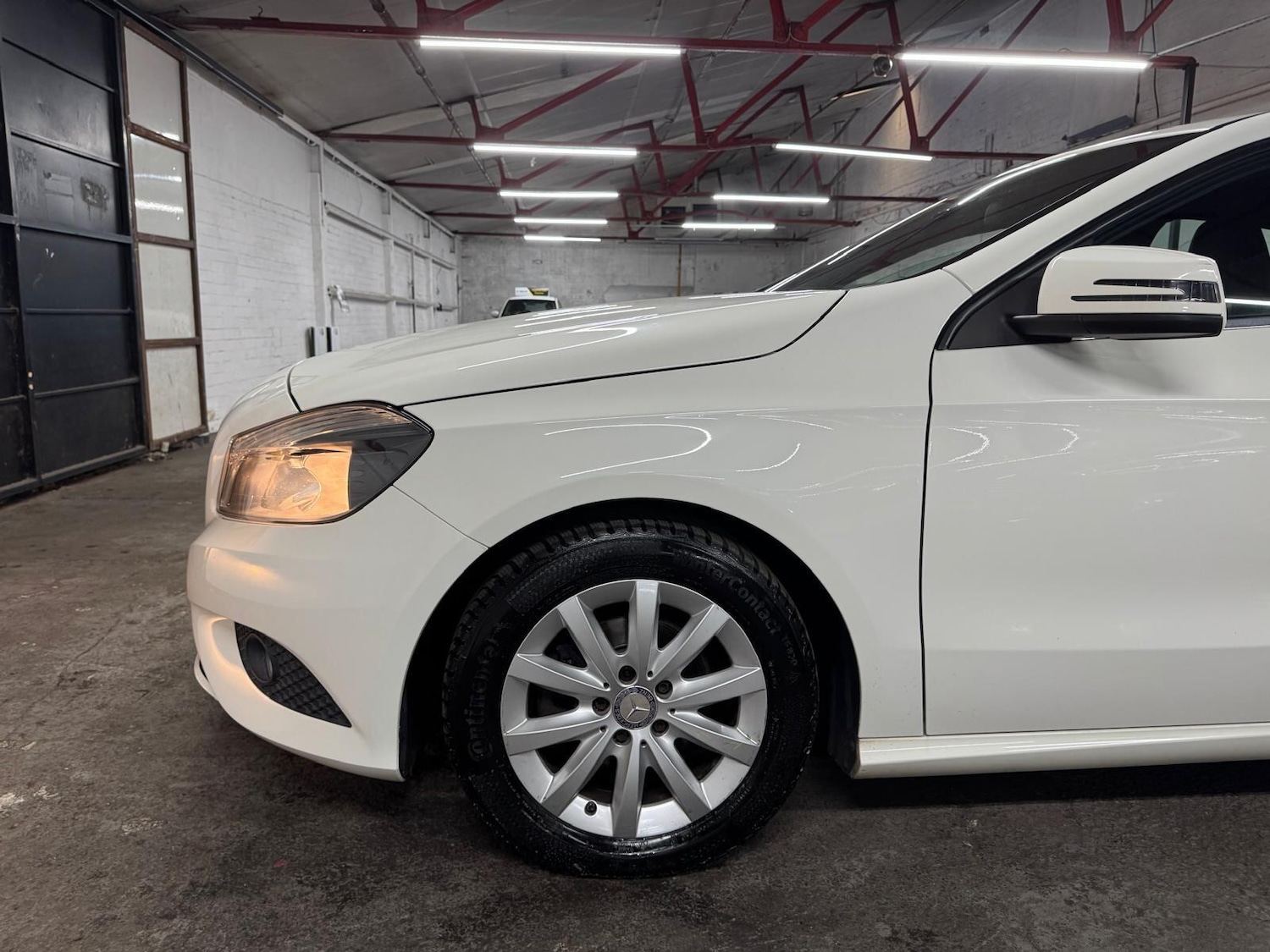 Used Mercedes-Benz A-Class 2014 for sale - 77587022: Photo 38