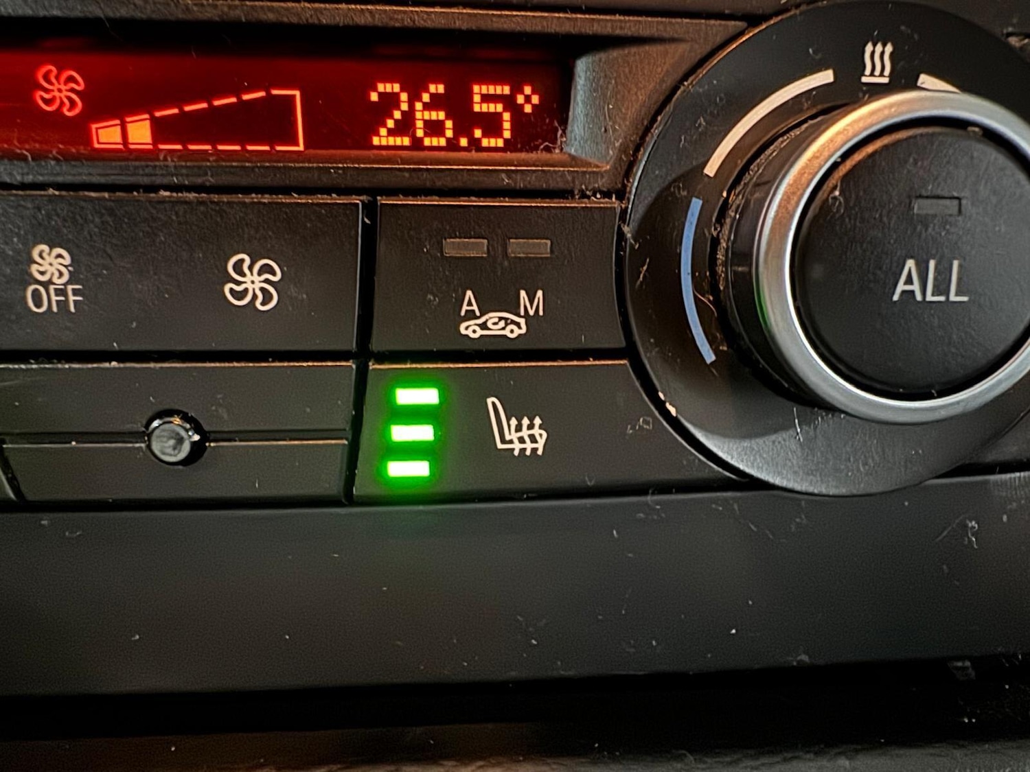 Used BMW X1 2014 for sale - 76849670: Photo 2