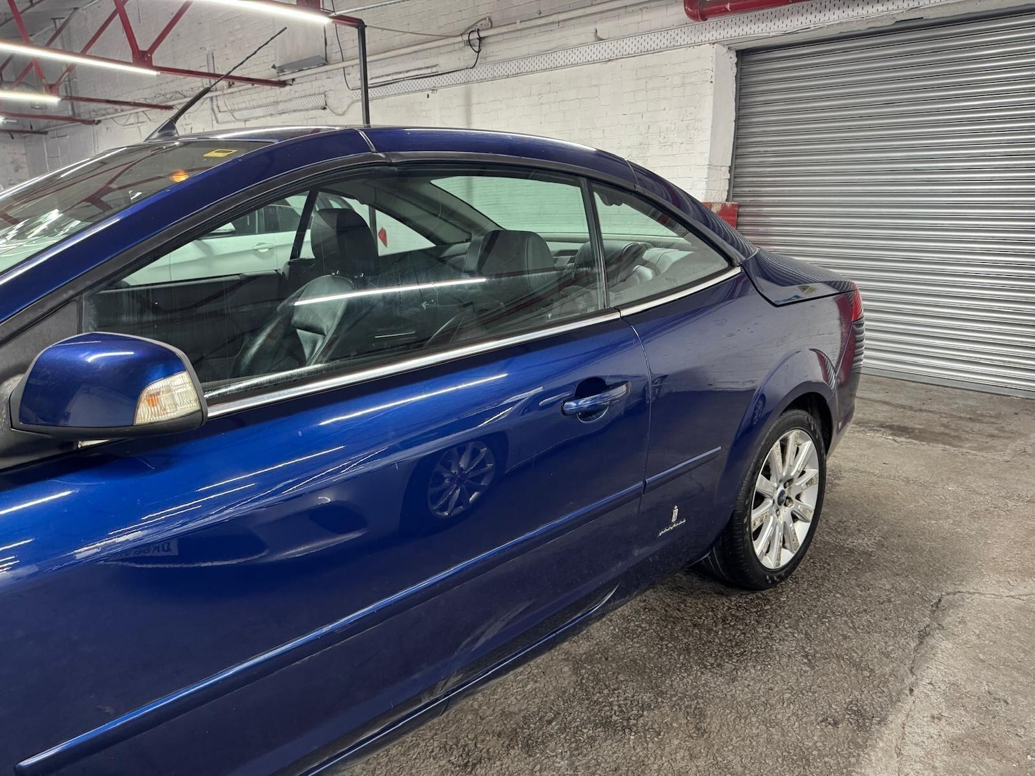 Used Ford Focus CC 2007 for sale - 76666971: Photo 16