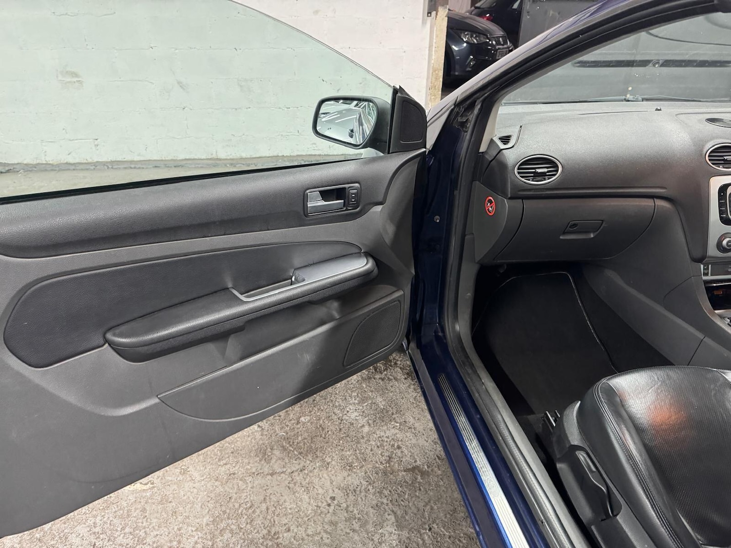 Used Ford Focus CC 2007 for sale - 76666971: Photo 18