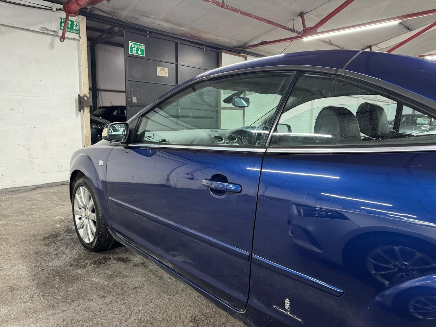 Used Ford Focus CC 2007 for sale - 76666971: Photo 23