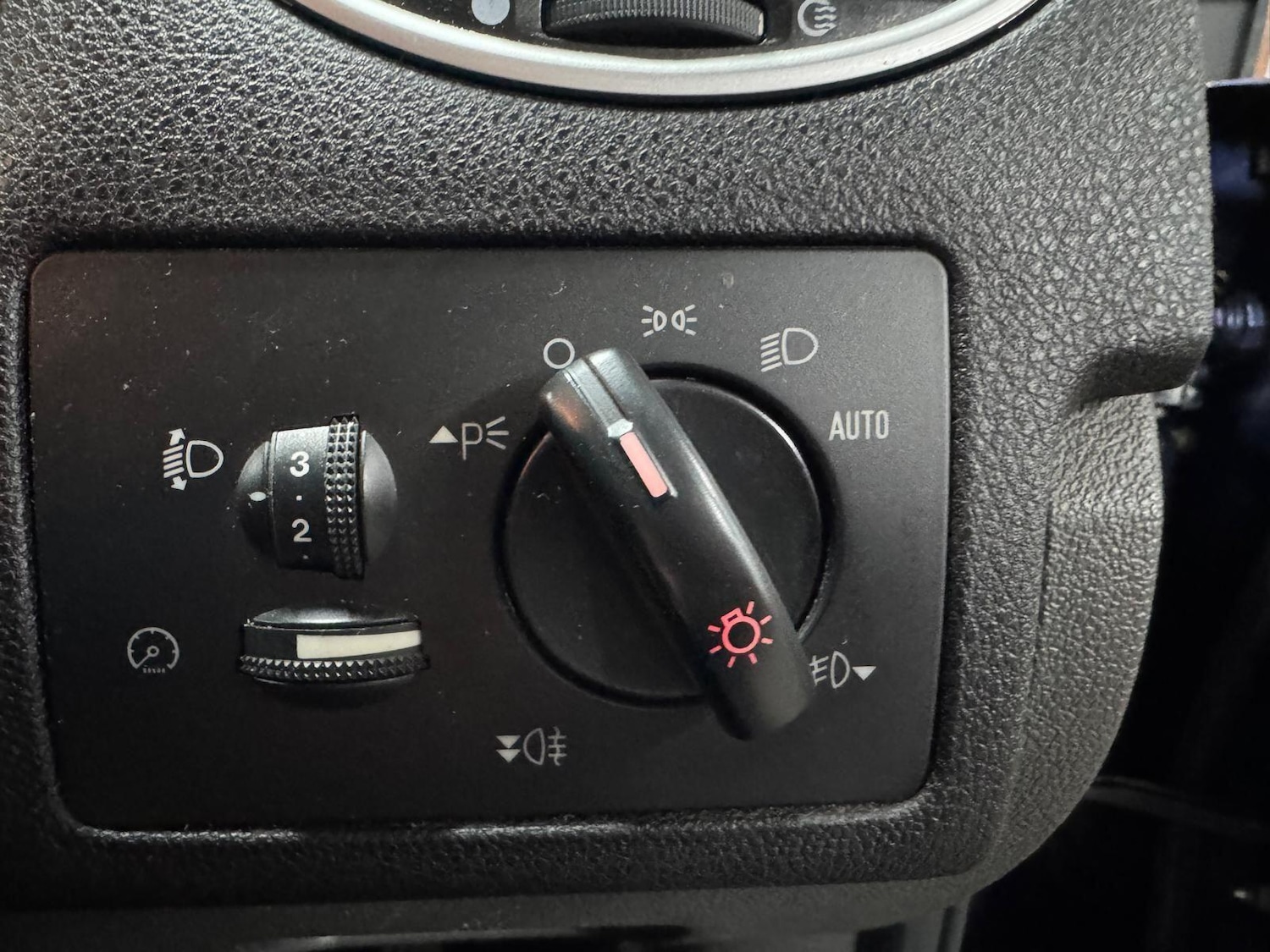 Used Ford Focus CC 2007 for sale - 76666971: Photo 32