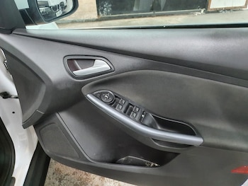 Used Ford Focus 2013 for sale - 75290417: Photo