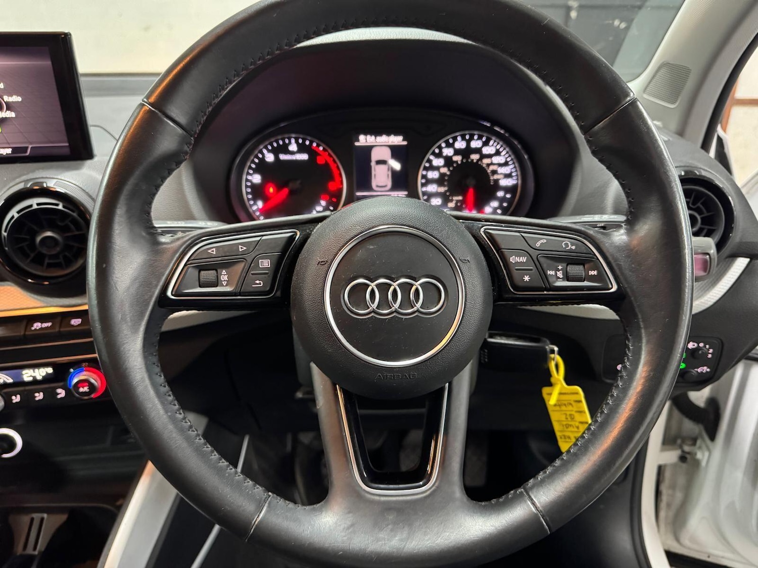 Used Audi Q2 2016 for sale - 76925891: Photo 2