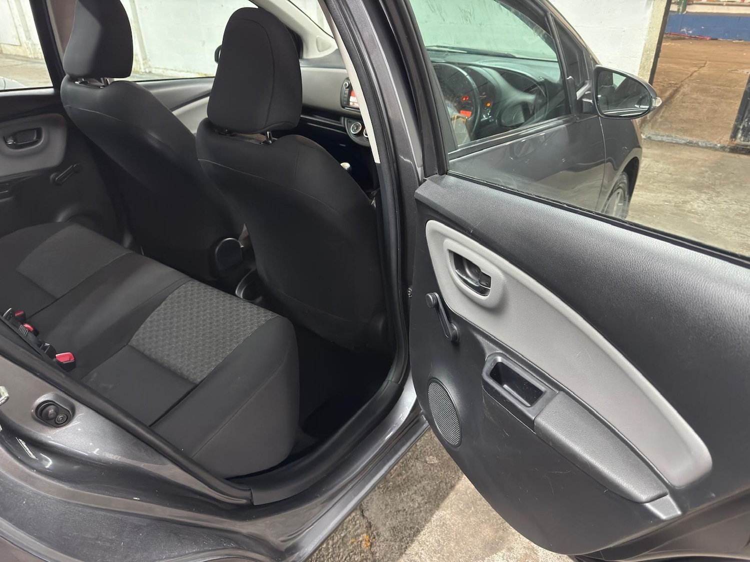 Used Toyota Yaris for sale - 78115165: Photo 21