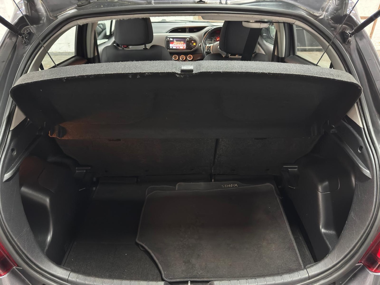 Used Toyota Yaris for sale - 78115165: Photo 29