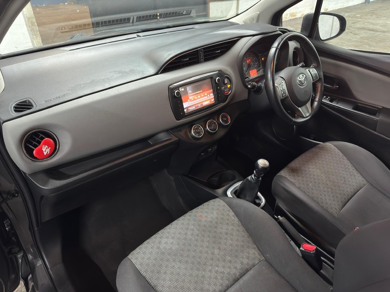 Used Toyota Yaris for sale - 78115165: Photo 36