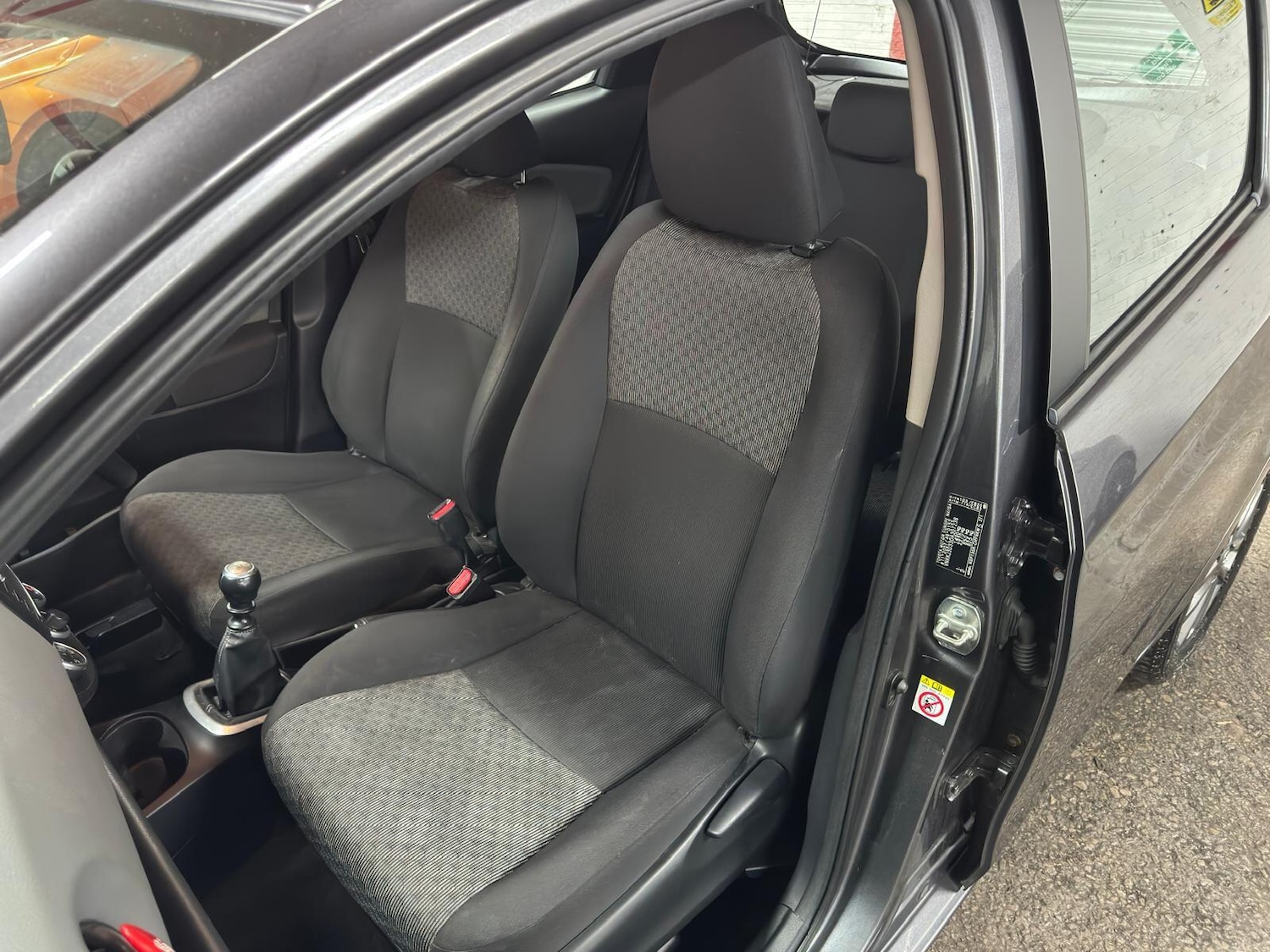 Used Toyota Yaris for sale - 78115165: Photo 38