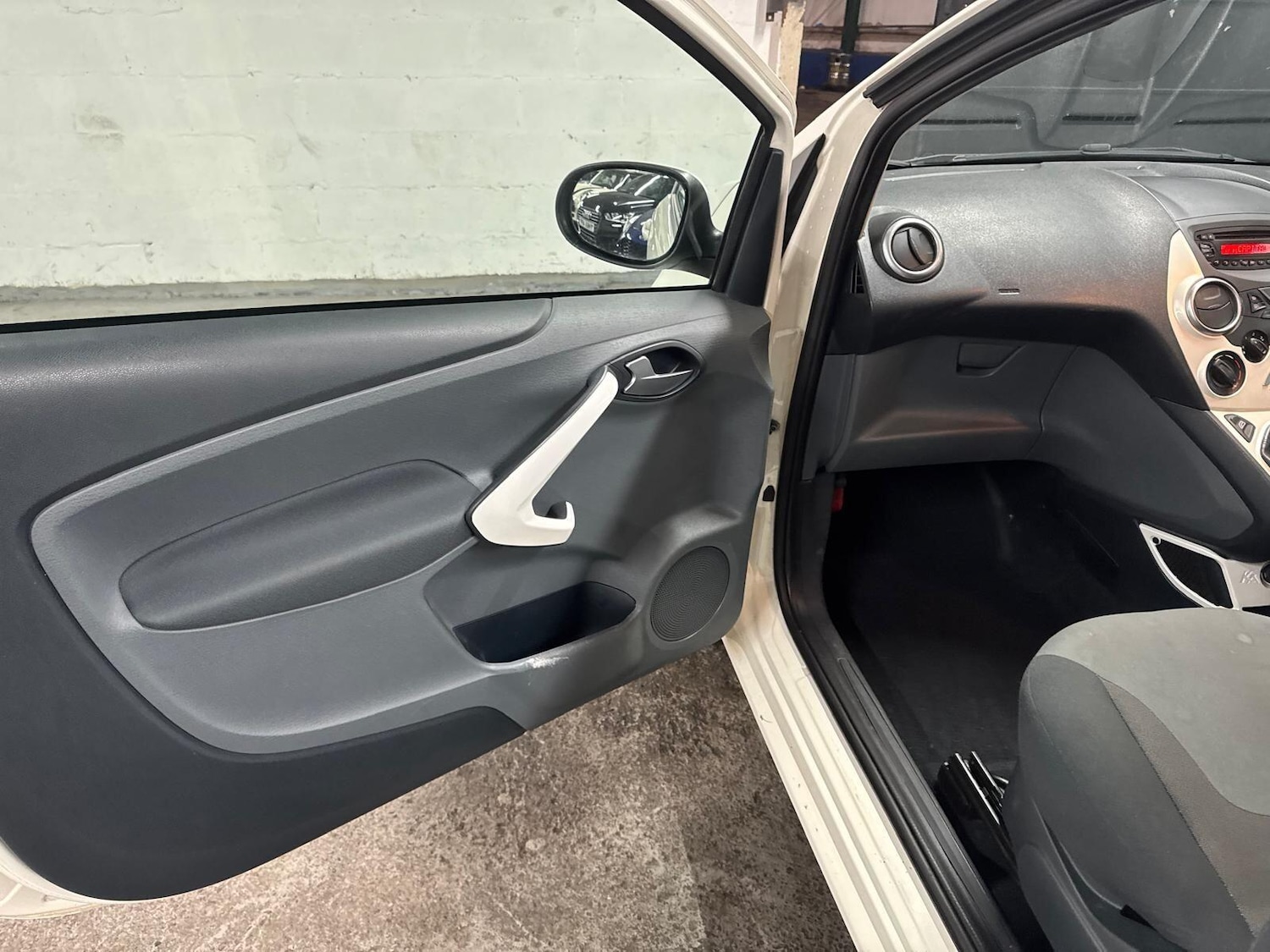 Used Ford Ka 2013 for sale - 77278561: Photo 16