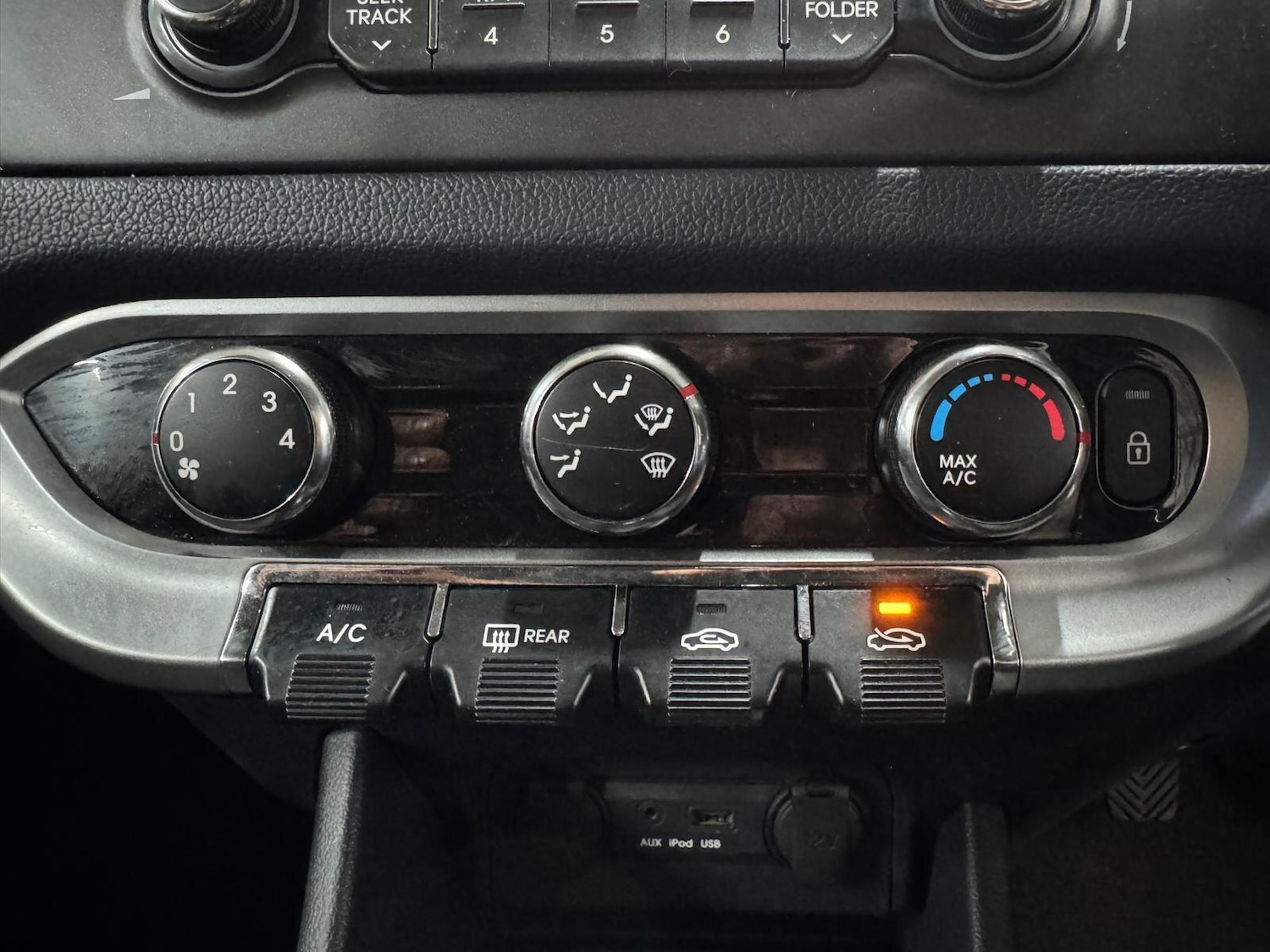 Used Kia Rio 2013 for sale - 76012336: Photo 19