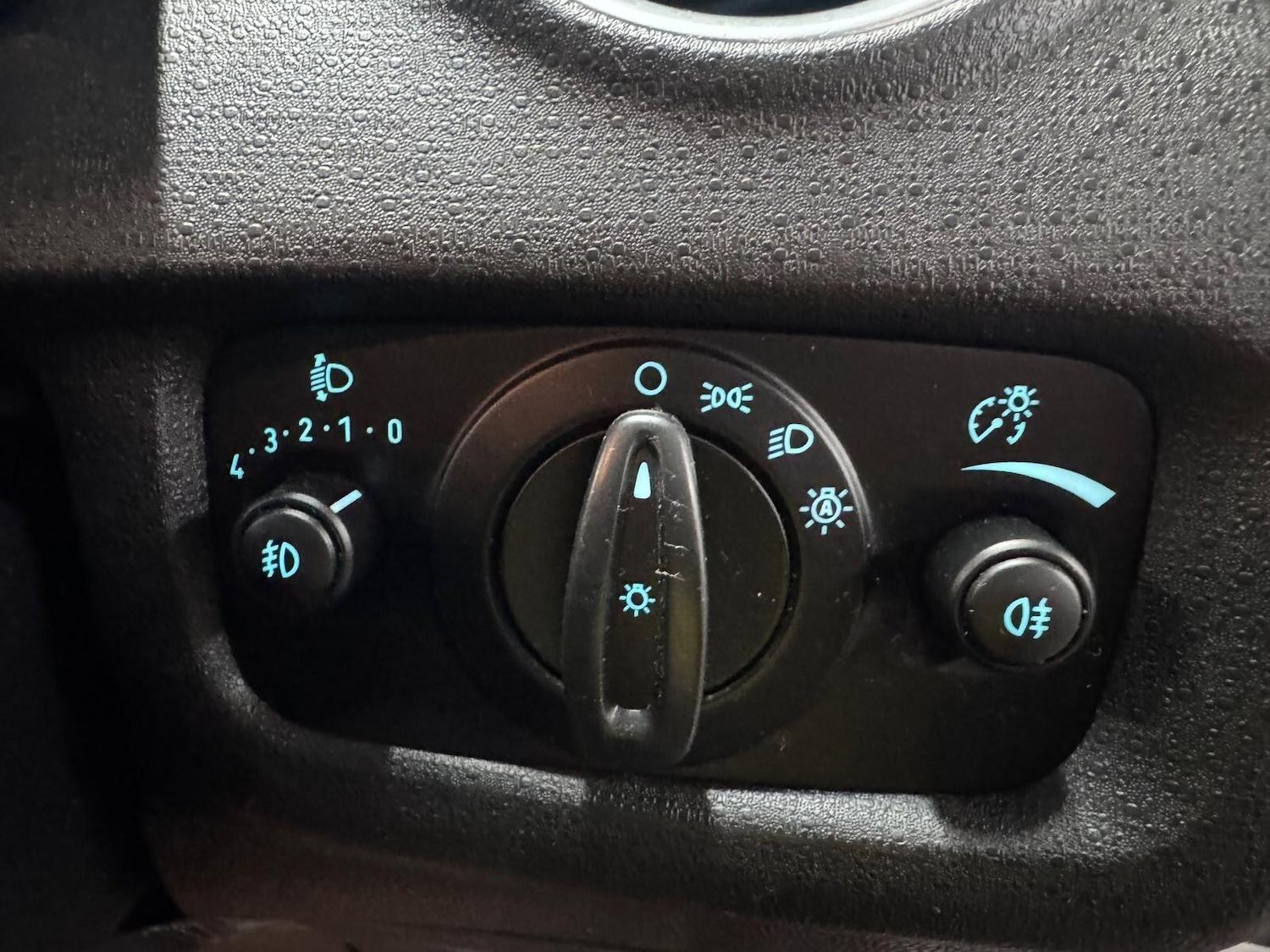 Used Ford Fiesta for sale - 76667269: Photo 27