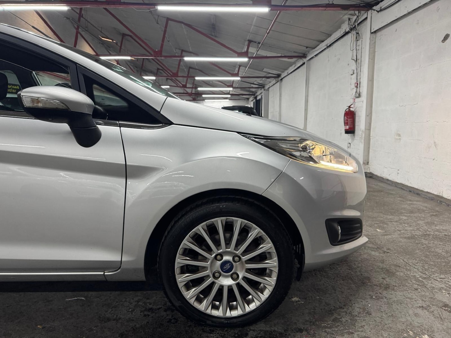 Used Ford Fiesta for sale - 76667269: Photo 32