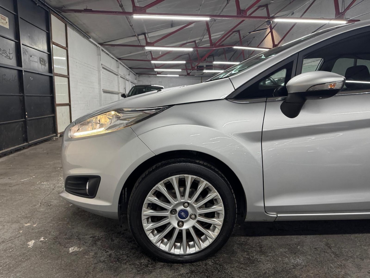 Used Ford Fiesta for sale - 76667269: Photo 34