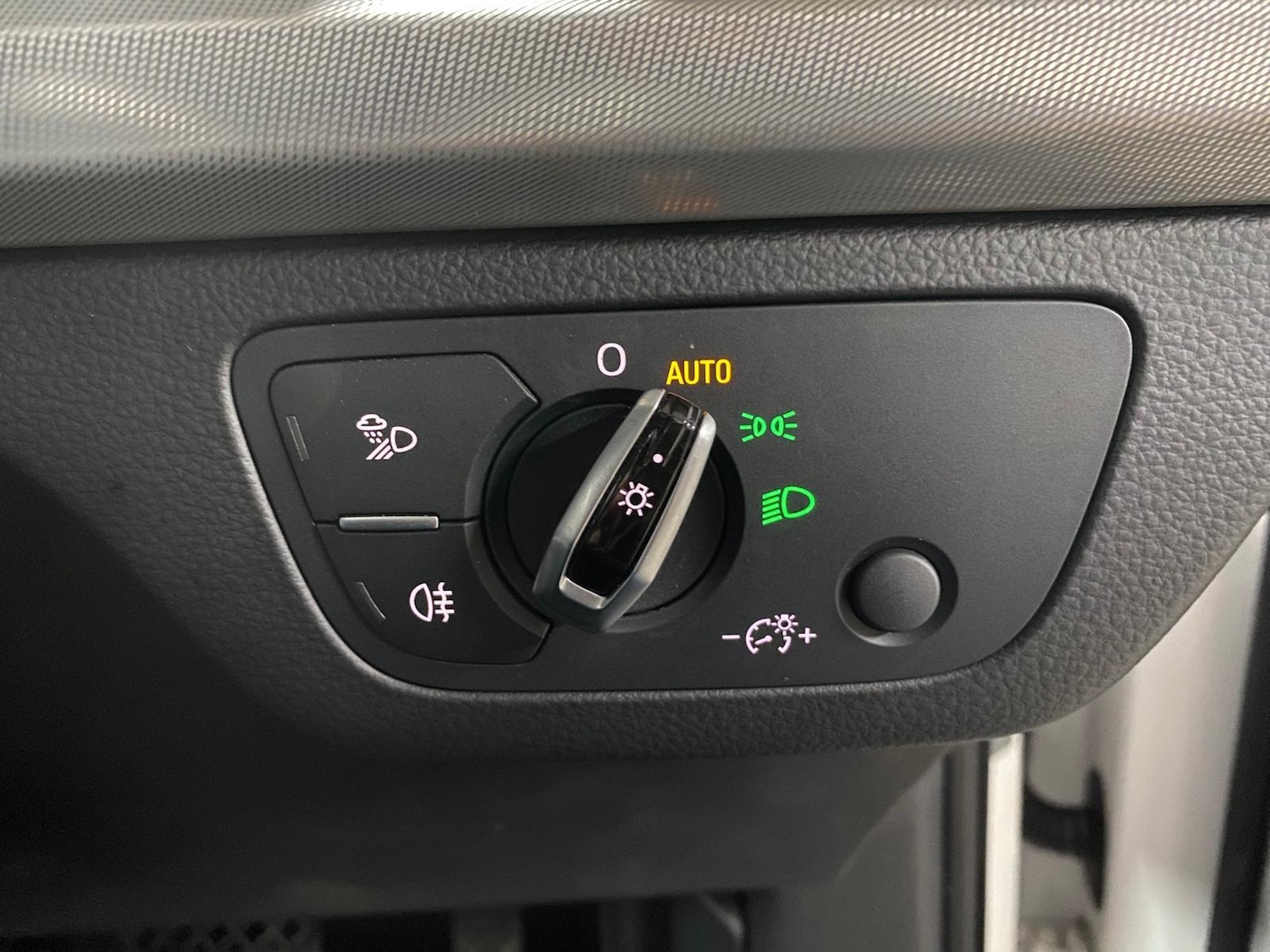 Used Audi Q5 2017 for sale - 76422714: Photo 36