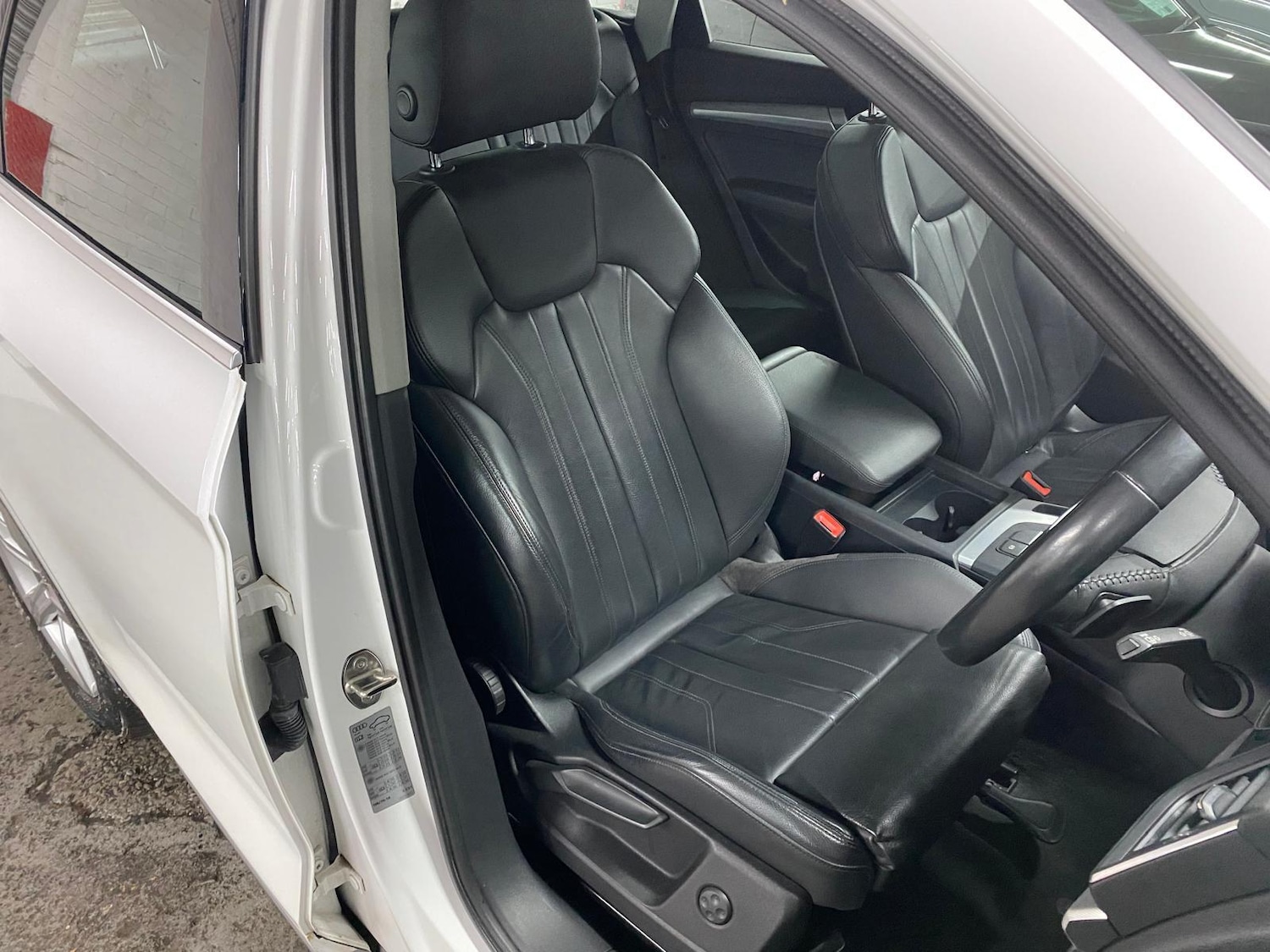 Used Audi Q5 2017 for sale - 76422714: Photo 48