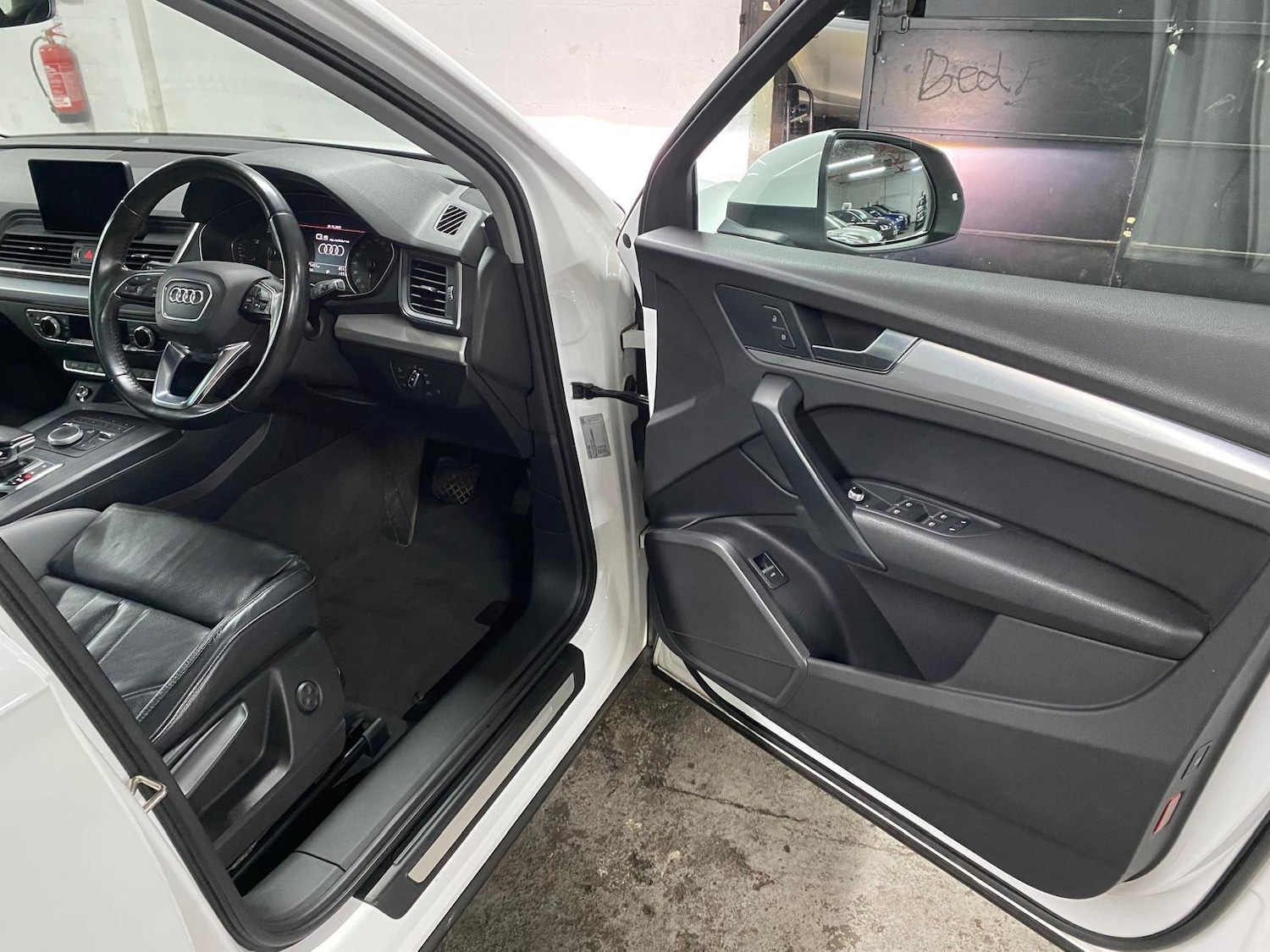 Used Audi Q5 2017 for sale - 76422714: Photo 65