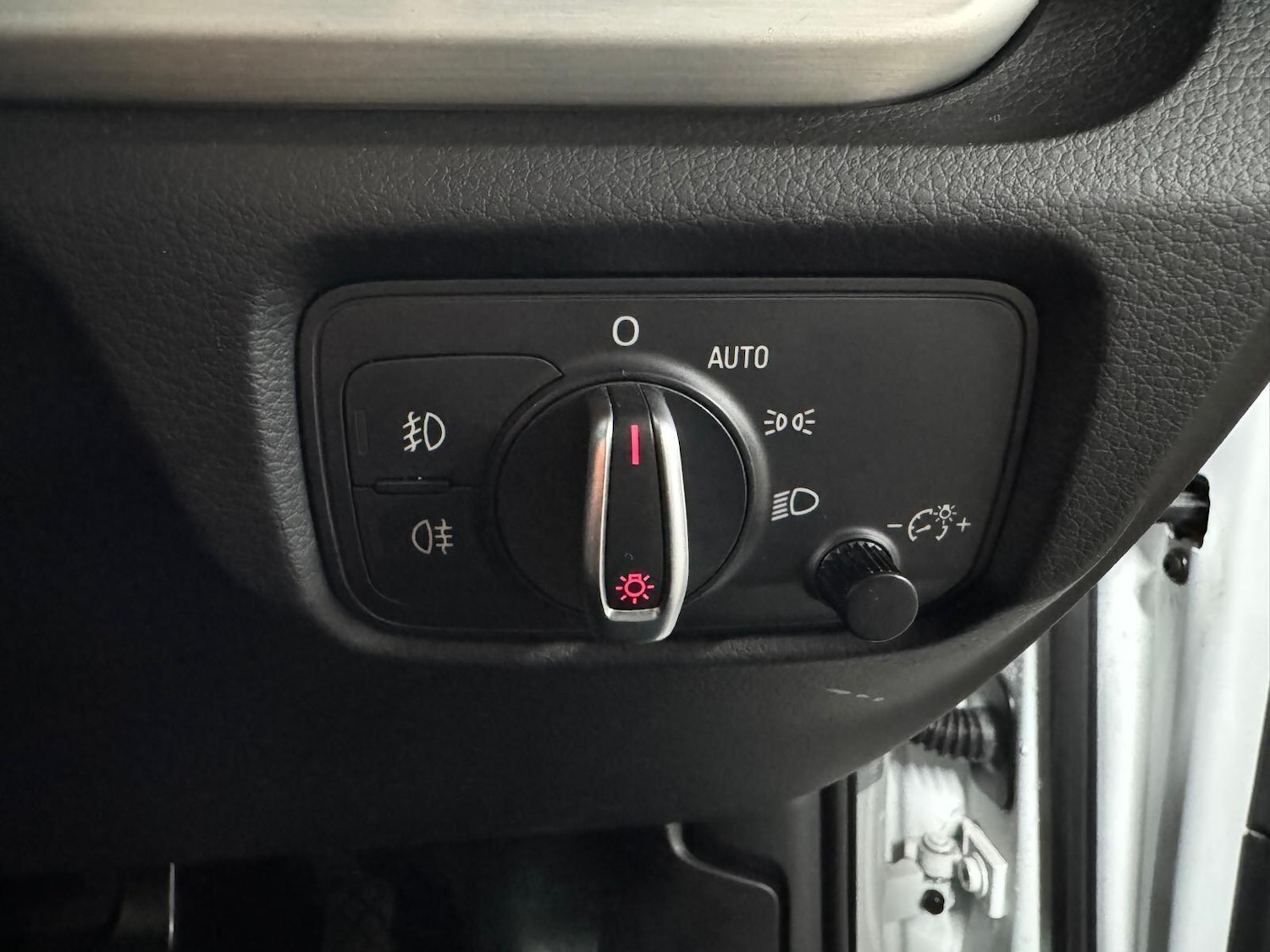 Used Audi A3 2014 for sale - 76657565: Photo 11