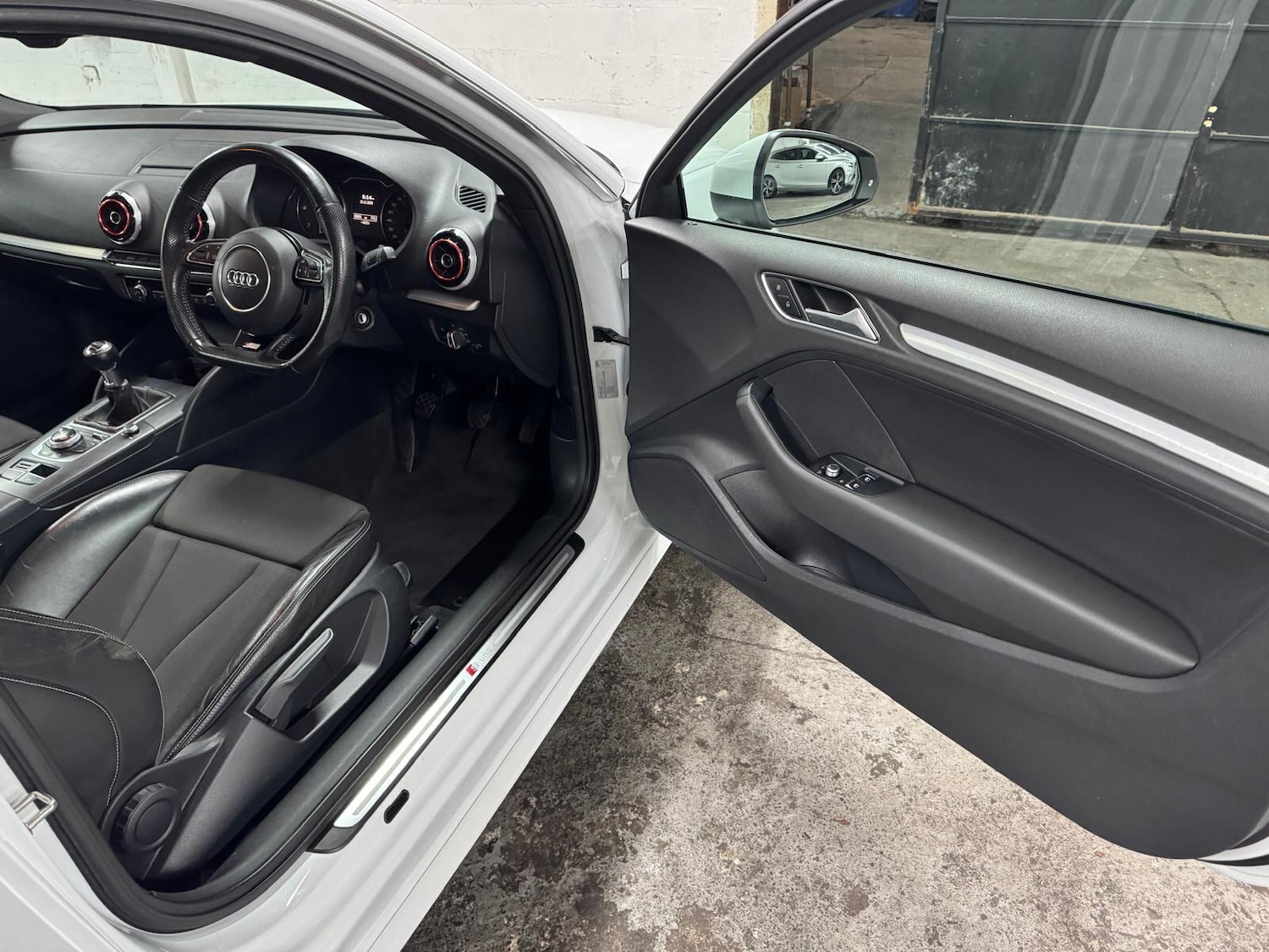 Used Audi A3 2014 for sale - 76657565: Photo 24