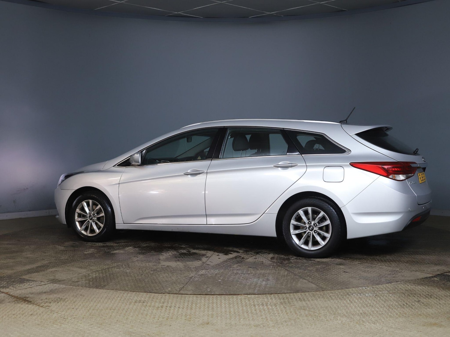 Used Hyundai i40 2015 for sale - 77585975: Photo 3