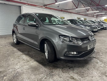 Used Volkswagen Polo 2017 for sale - 76084183: Photo 4