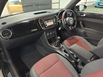 Used Volkswagen Beetle 2014 for sale - 79521192: Photo
