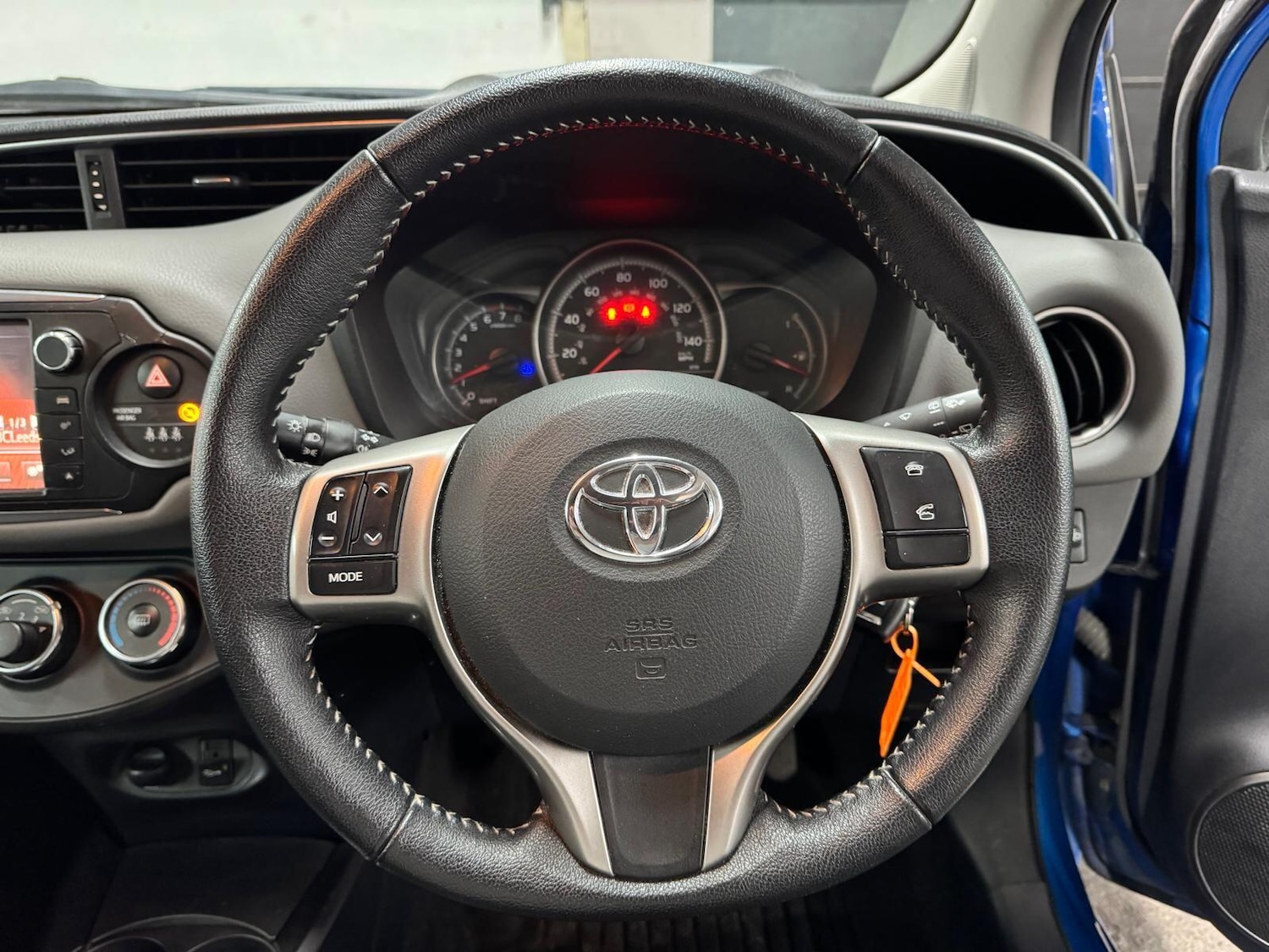 Used Toyota Yaris 2014 for sale - 76849755: Photo 19