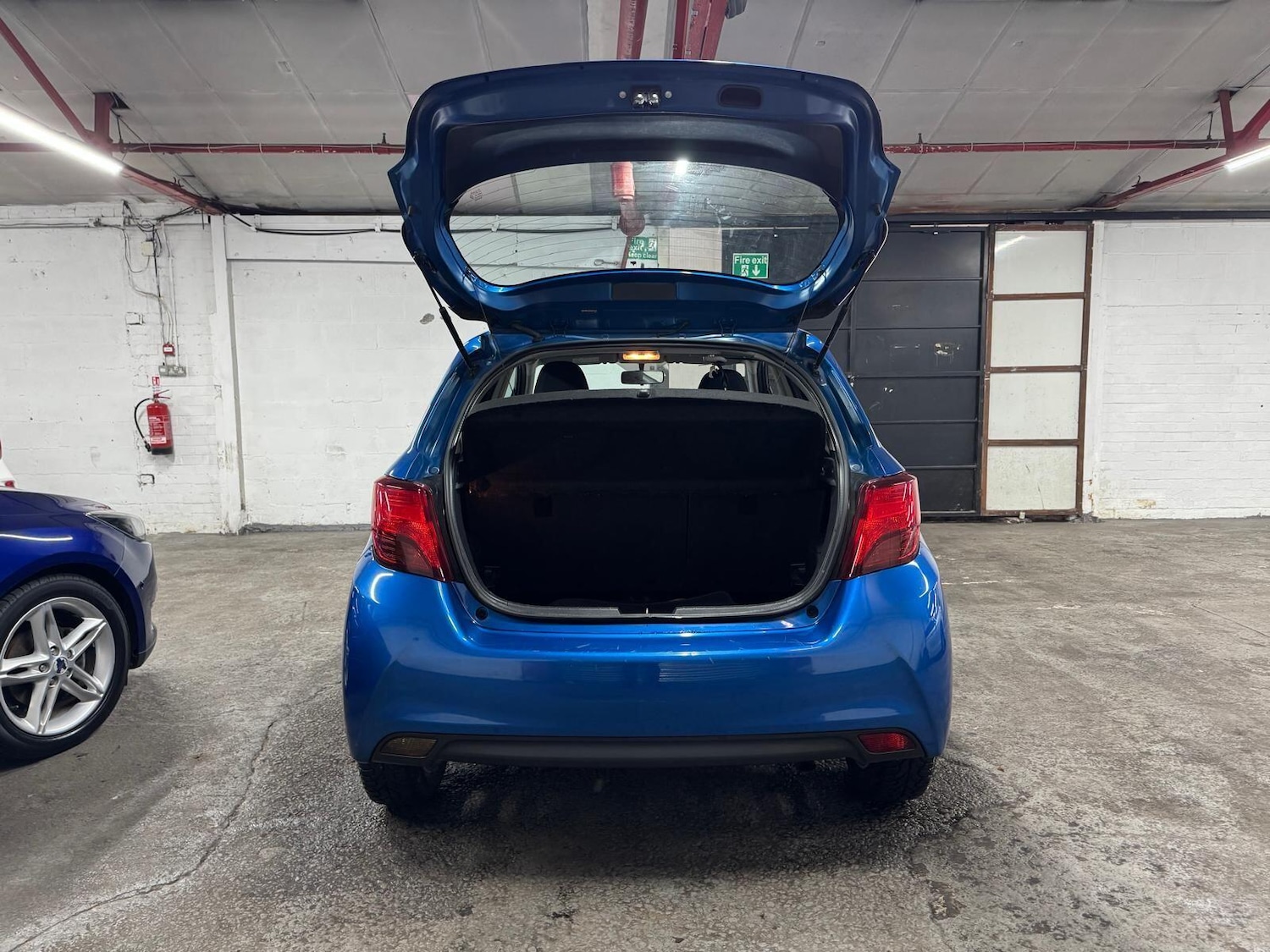 Used Toyota Yaris 2014 for sale - 76849755: Photo 30