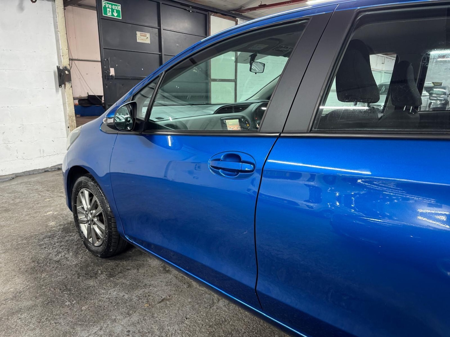 Used Toyota Yaris 2014 for sale - 76849755: Photo 33