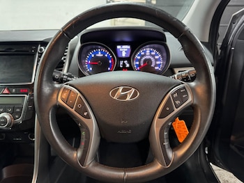 Used Hyundai i30 2012 for sale - 75741185: Photo