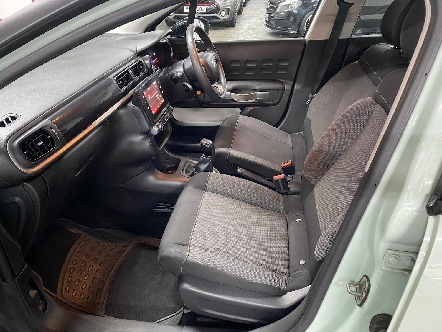 Used Citroen C3 2017 for sale - 76135947: Photo 38