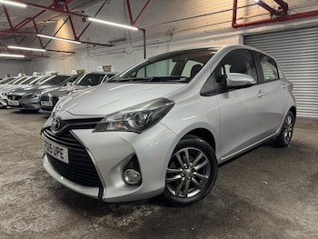 Used Toyota Yaris 2015 for sale - 78751722: Photo
