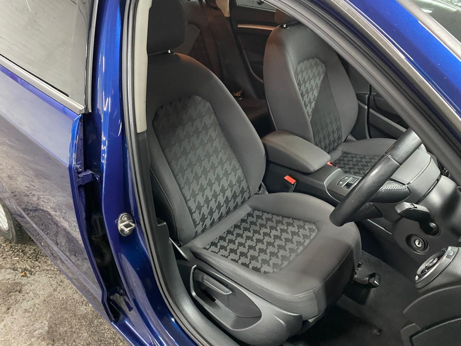 Used Audi A3 2016 for sale - 76398831: Photo 15