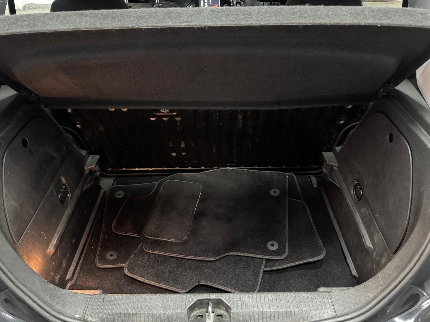 Used Vauxhall Corsa 2017 for sale - 76561019: Photo 40