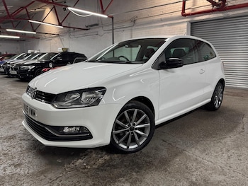 2015 (15) - 1.0 BlueMotion Tech SE Design Euro 6 (s/s) 3dr