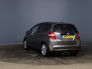 Used Honda Jazz 2014 for sale - 76226464: Photo