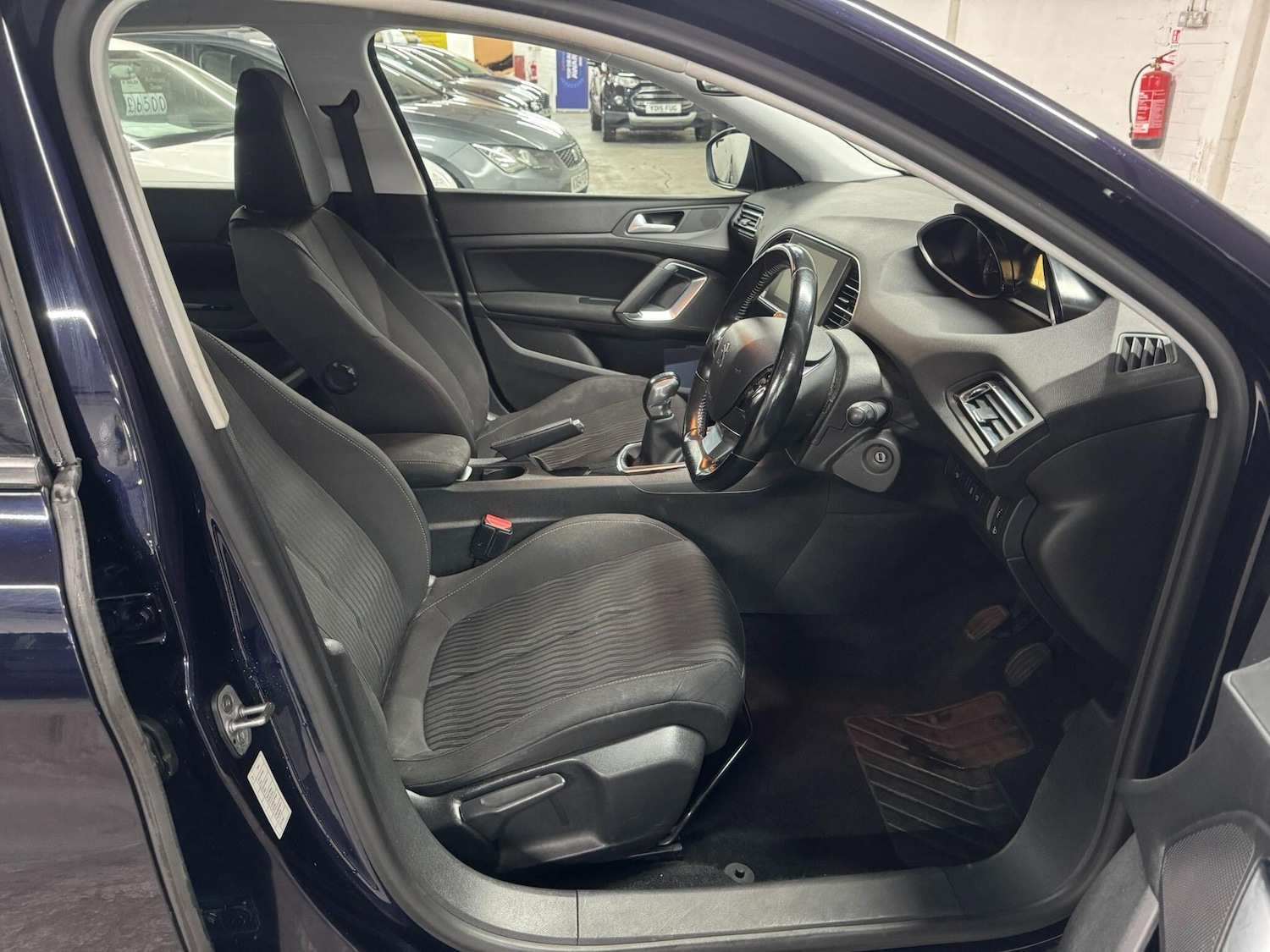 Used Peugeot 308 SW 2017 for sale - 76084618: Photo 11