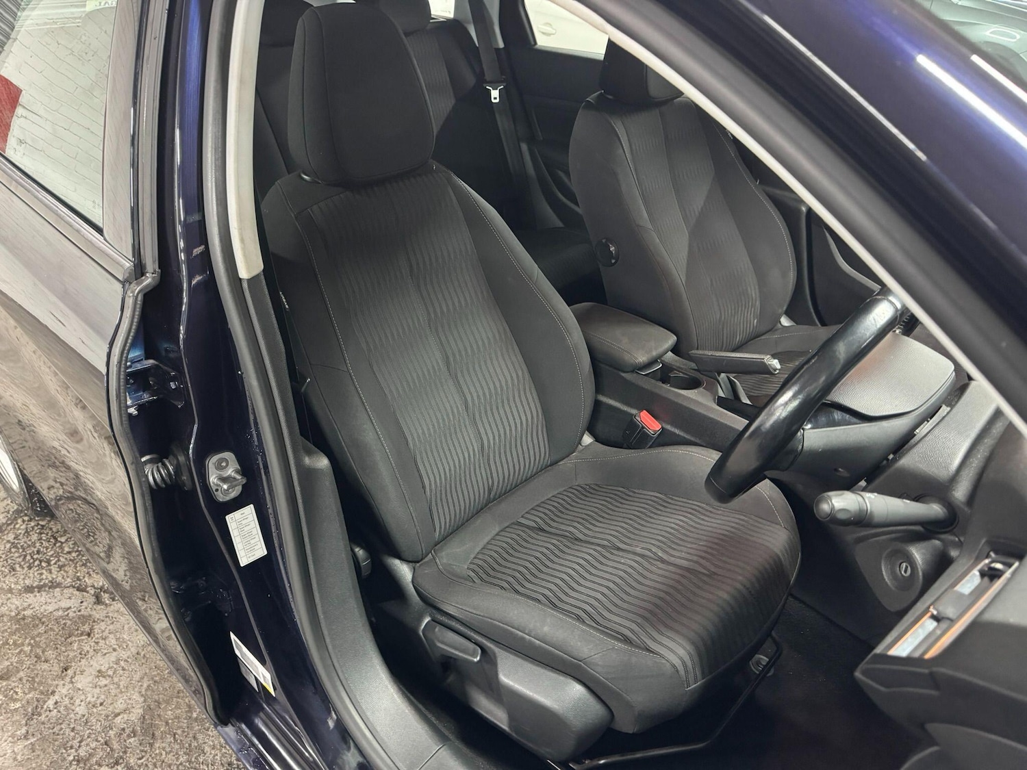 Used Peugeot 308 SW 2017 for sale - 76084618: Photo 13